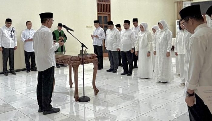 Nahkoda Baru di OPD Strategis, Bupati Bojonegoro Tekankan Inovasi dan Disiplin