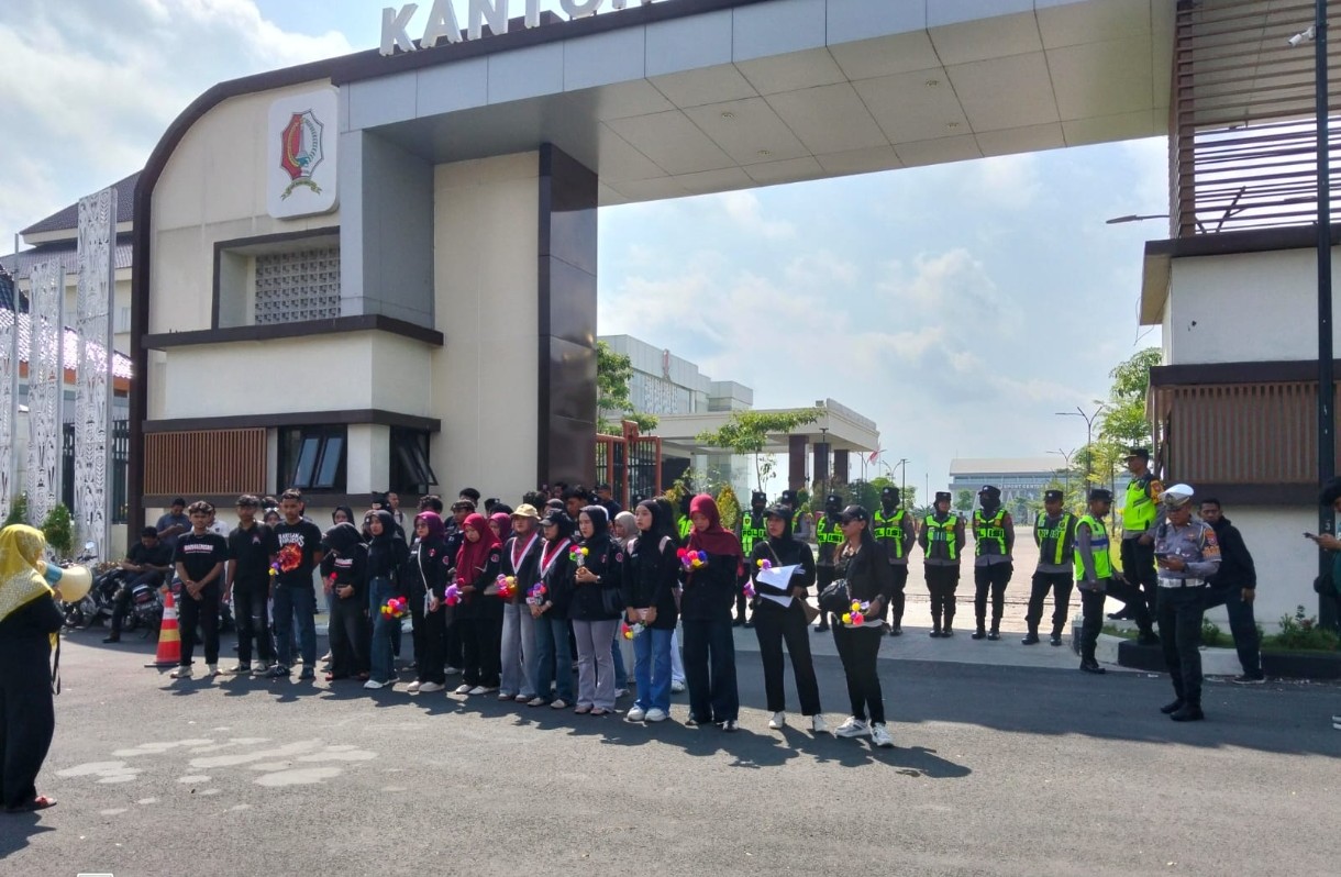 Screenshot 2026 04 21 12 39 52 982 com.whatsapp copy 1220x798