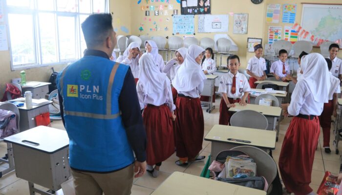 PLN Icon Plus Hadir di Sekolah, Ajak Siswa Jadi Generasi Cerdas Digital