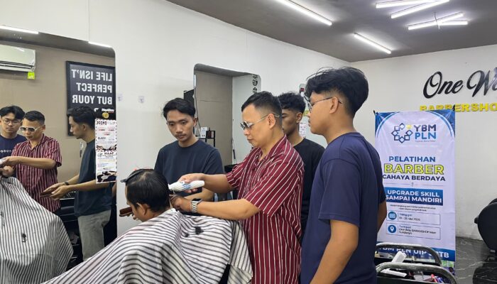 YBM PLN UIP JBTB Gelar Pelatihan Barber Cahaya Berdaya untuk Tingkatkan Keterampilan Pemuda