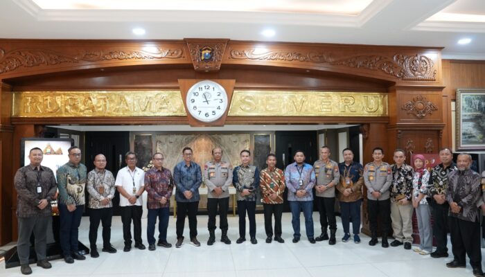 Semangat Hari Lahir Pancasila, PLN dan Polda Jatim Perkuat Sinergi Dukung Infrastruktur Ketenagalistrikan