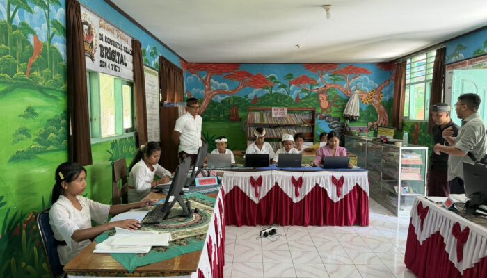 Dukung Hari Lahir Pancasila, PLN UIP JBTB Salurkan Bantuan Digitalisasi dan Fasilitas Kelas Dasar di SDN 4 Tista Bali