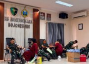 Soliditas Tanpa Batas, 25 Prajurit Yonif TP 885/Belibis Putih Sumbang Darah di HUT ke-80 Bhayangkara