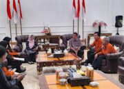 Didatangi TIM BPS, Bupati Bojonegoro Ajak Masyarakat Sukseskan Sensus Ekonomi 2026