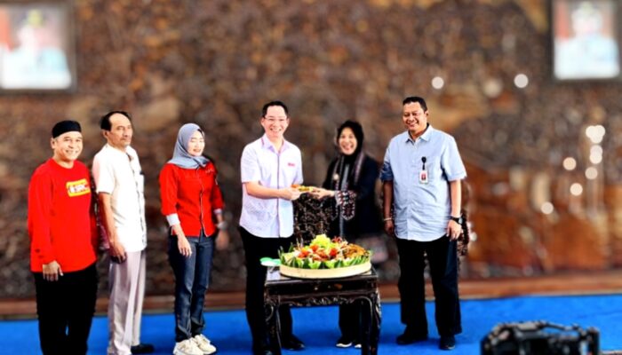 Hadiri HUT SRC ke-18, Anggota Komisi C DPRD Bojonegoro Suprapto Dorong Sinergi Ritel dan Peternak Lokal