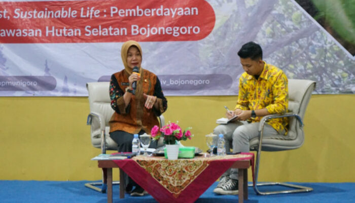 Isi Pembekalan KKN Unigoro, Wabup Nurul Azizah Beberkan Strategi Pengentasan Kemiskinan Berbasis Potensi Lokal