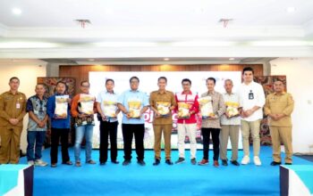 Pemkab Bojonegoro Resmi Luncurkan Beras Premium ‘Rojo Nogo’ Sebagai Produk Unggulan Daerah