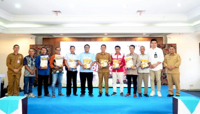 Pemkab Bojonegoro Resmi Luncurkan Beras Premium ‘Rojo Nogo’ Sebagai Produk Unggulan Daerah