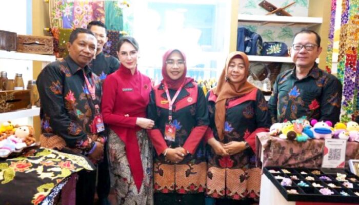 Langkah Nyata Dekranasda Bojonegoro Dorong UMKM Kriya Naik Kelas Lewat Ajang Nasional