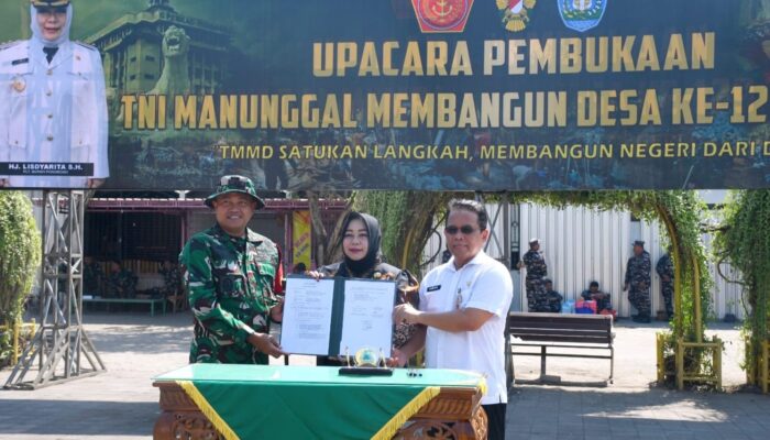 Akselerasi Pembangunan Daerah 3T, Plt Bupati Ponorogo dan Danrem 081/DSJ Buka TMMD ke-129 di Bulu Lor
