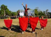 Memukau! Estetika Tari Api Kayangan Bikin Pembukaan TMMD 129 Bojonegoro Jadi Spektakuler