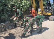 Satgas TMMD 129 Mulai Tahap Awal Pembongkaran Paving di Dusun Mundu Sebelum Rabat Beton