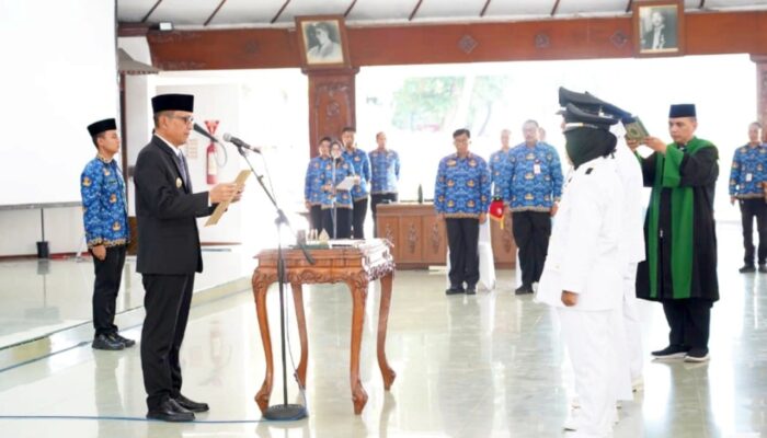 Bupati Bojonegoro Lantik Lima Kepala Desa PAW Tahun 2026 di Pendopo Malowopati