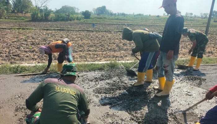 Satgas TMMD 129 Bojonegoro Kebut Sasaran Fisik Jalan Beton Dusun Mundu