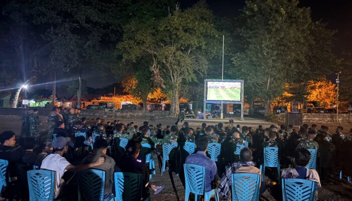 Bangkitkan Ekonomi UMKM, Yonif TP-885/Belibis Putih Gelar Nobar Final Piala Dunia 2026 Gratis Bersama Warga