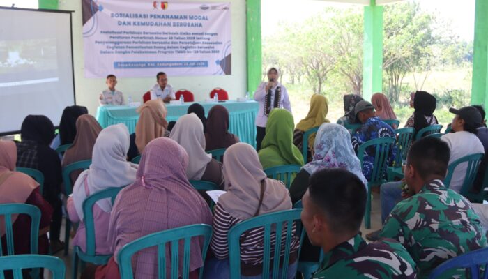 Ajak DPMPTSP, TMMD 129 Bojonegoro buat Pelaku UMKM Kesongo Senyum Sumringah