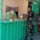 Seteguk Kesegaran di Kios Mbak Ika: Cara Satgas TMMD 129 Bojonegoro Hidupkan Ekonomi Warga