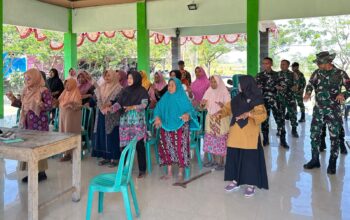 Berpadu Ceria: TMMD 129 Bojonegoro Ajak Lansia Desa Kesongo Senam Sehat
