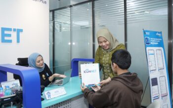 Komitmen Melayani Pelanggan di Hari Kebaya Nasional, Frontliner ICONNET Tampilkan Layanan Prima dengan Sentuhan Budaya
