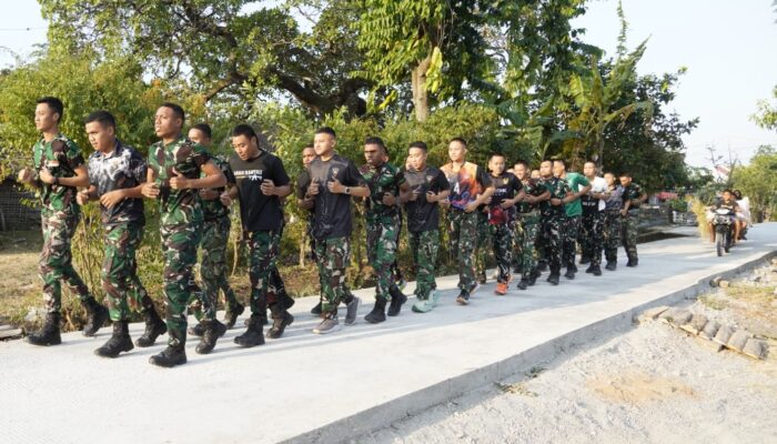 TMMD 129 Bojonegoro: Binsik Sore di Jalan Beton Baru Kedungpandan, Menjaga Fisik Sekaligus Hati Rakyat
