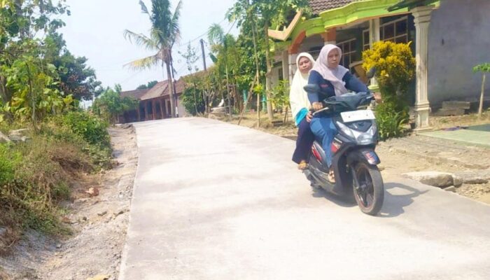 Jalan Mulus Senyum Mengembang: TMMD 129 Bojonegoro Sulap Jalan Rusak Dusun Kedungpandan Jadi Cor Beton