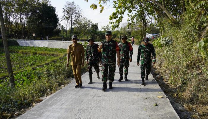 Dansatgas TMMD 129 Bojonegoro Cek Langsung Proyek Fisik di Desa Kesongo