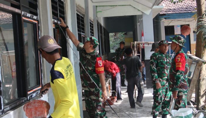 Dandim 0813 Bojonegoro Tinjau Langsung Renovasi Empat Ruang Kelas SDN Kesongo 1 Program TMMD 129
