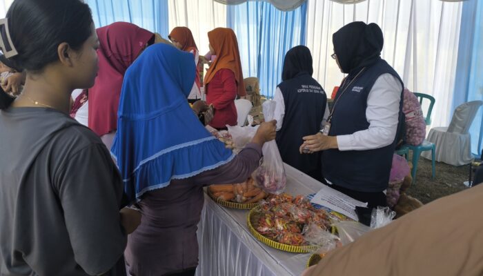 Antusias Warga Sambut Pasar Murah TMMD di Desa Kesongo, Belanja Rp50 Ribu Bawa Pulang Beragam Kebutuhan