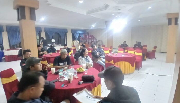Sesi Keorganisasian Warnai Malam Terakhir Diklat Ke-III Aliansi Alam Bersatu Jaya di Sarangan