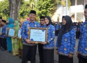 Bupati Bojonegoro Serahkan Penghargaan Sekolah Ramah Anak 2026