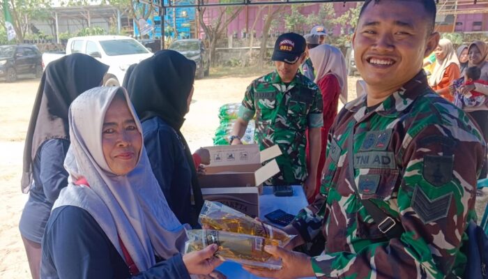 Senyum Sumringah di Kesongo: Saat TNI dan Warga Menyatu dalam Bazar TMMD 129 Bojonegoro