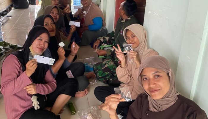 Satgas TMMD 129 Kodim Bojonegoro Setia Menjaga Kesehatan Warga Kesongo