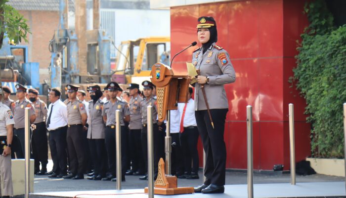 Apel Perdana, AKBP Yenni Diarty Minta Anggota Tulus Melayani Masyarakat