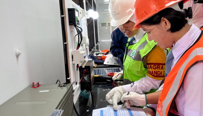 Sambut HUT ke-81 RI: PLN dan IT PLN Siapkan SDM Unggul untuk Transisi Energi Lewat Pelatihan Energi Terbarukan bagi Siswa SMA