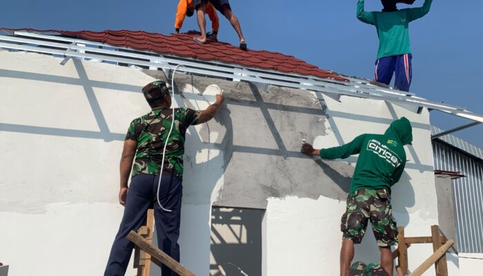 Satgas TMMD 129 Bojonegoro dan Warga Kesongo Menyatu Membangun Rumah Doa