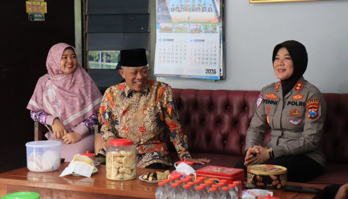 Perkuat Sinergitas, AKBP Yenni Sowan di Kediaman Ketua MUI Bojonegoro