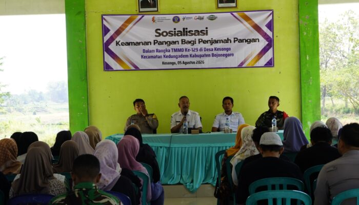 Gandeng Dinkes Bojonegoro, Satgas TMMD 129 Edukasi Pedagang Makanan Desa Kesongo Tembus Pasar Modern