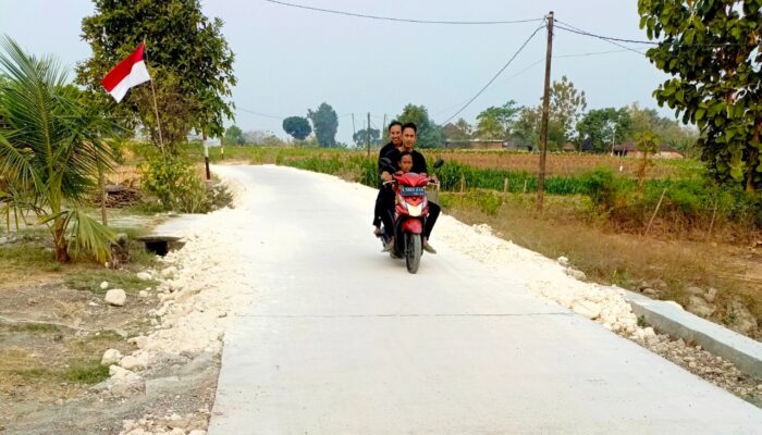 Akses Mulus, Ekonomi Terakselerasi: Jalan Cor Beton TMMD 129 Bojonegoro di Kedungpandan Tuntas 100 Persen