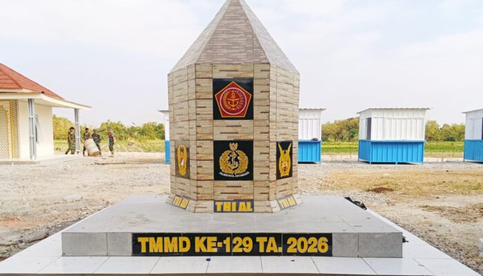 Tugu TMMD 129 Bojonegoro Kokoh Berdiri di Rest Area Terpadu Desa Kesongo
