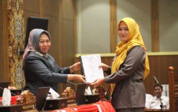 Soroti Ketergantungan Dana Pusat 76 Persen, Fraksi Golkar Desak Pemkab Bojonegoro Menyusun Roadmap PAD