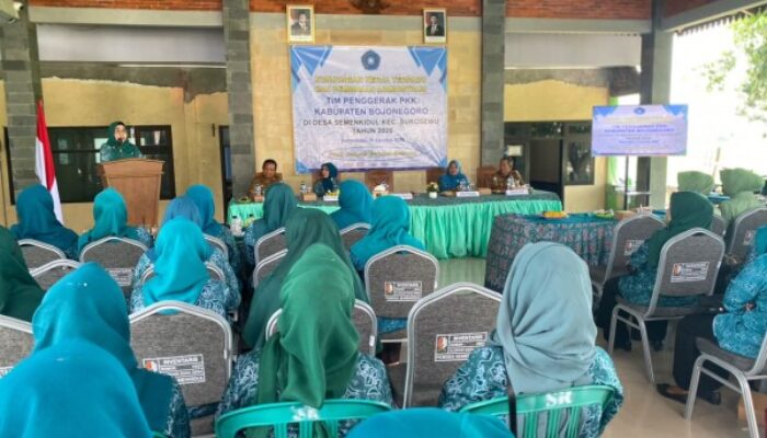 Dorong Tata Kelola Sampah dan Program Gayatri, TP PKK Bojonegoro Gelar Kunjungan Kerja di Semenkidul