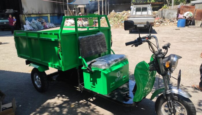 Momen Hari Pelanggan Nasional, PLN UIP JBTB Serahkan Bantuan Motor Pengangkut Sampah untuk Dorong Operasional TPS 3R Desa Tejakula Buleleng