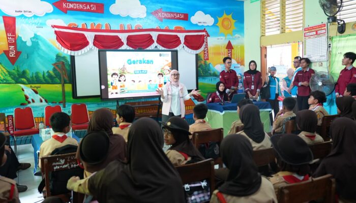 Momentum HPN, Srikandi PLN Ajak Generasi Muda Kenal Lebih Dekat Dunia Energi melalui Program Srikandi Goes to School & Campus