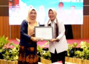 Satu Tahun Inspira Risbo: Wabup Bojonegoro Nurul Azizah Raih Dedication Awards 2026