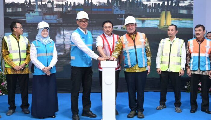 Jelang Hari Kesaktian Pancasila, PLN dan Pelindo Perkuat Elektrifikasi Maritim Menuju Green Port, Resmikan Onshore Power Supply 1 MVA di Tanjung Priok