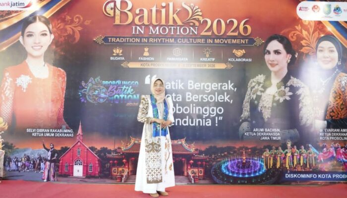Pesona Batik Meliwis Mukti Bojonegoro Pukau Panggung Batik In Motion 2026 di Probolinggo