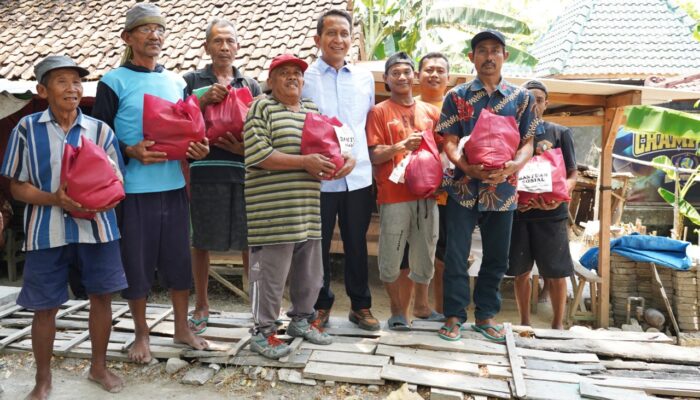 Medhayoh di Napis Tambakrejo, Bupati Setyo Wahono Gelontorkan Rp4,8 Miliar untuk Jalan dan Jembatan
