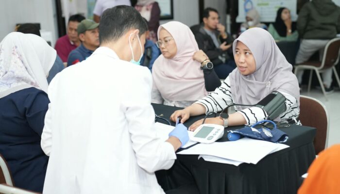 Semarak HLN ke-81 dan Milad YBM PLN ke-20, PLN UIP JBTB Gelar Aksi Donor Darah