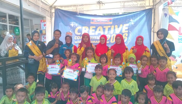 TK PGRI Lomaer 1 Bangkalan Gelar Outing Class di Indomaret, Asah Kreativitas dan Keberanian