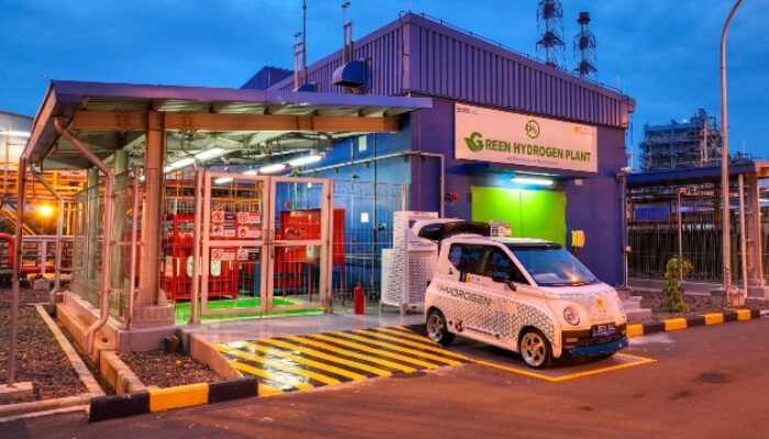 Momentum Hari Kesaktian Pancasila, Inovasi Energi Bersih PLN Group Raih Empat Penghargaan ASEAN Energy Awards 2026